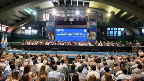 Sin Cristina Kirchner, el PJ se reúne en un congreso atravesado por la tensión entre las diferentes tribus