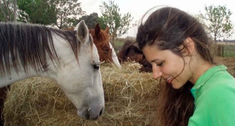 “Muelas de vaca”: de qué se trata la dolencia que afecta la salud de María Valenzuela