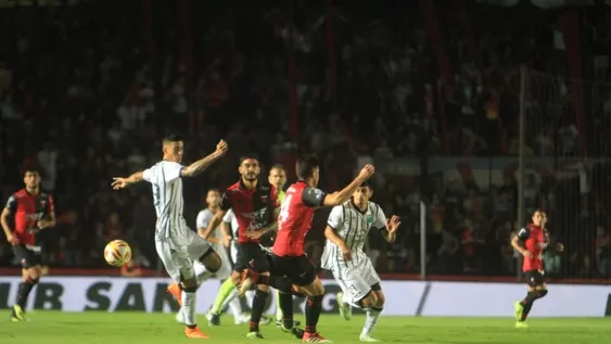 San Martín empató con Colón y su destino no depende de sí mismo