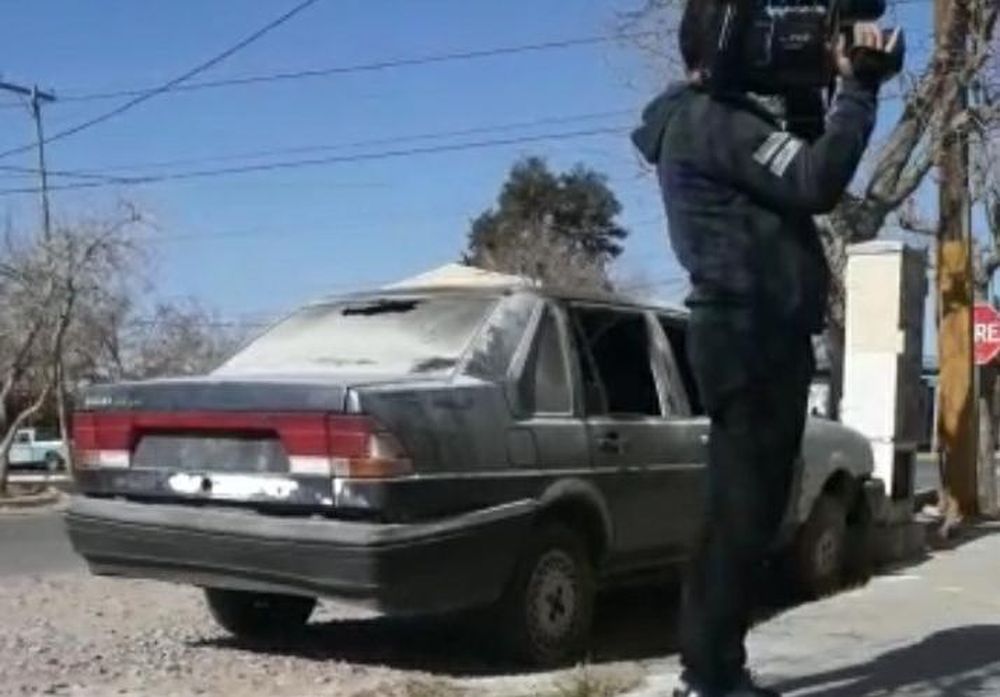 Se incendió un auto en Rawson y creen que fue intencional