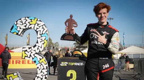 Juan Cruz Roca se subió al podio y obtuvo su mejor resultado del año en Top Race Junior