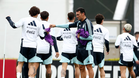 la era post messi arranco en cordoba: victoria, nueva capitania y los primeros trazos del recambio de scaloni