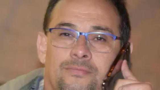 Fue dirigente social y estuvo bajo la lupa por vender mercadería del Estado: ahora lo investigan por extorsionar y amenazar a vecinos de un consorcio