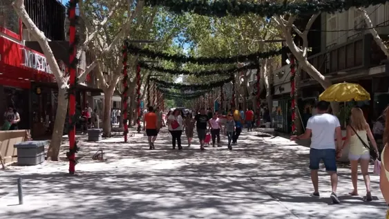 Poco movimiento en el microcentro sanjuanino en la previa de Año Nuevo
