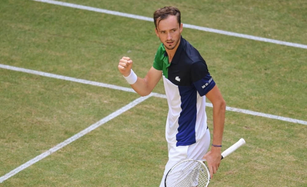 El ruso Medvedev estiró su ventaja en el tope del ranking ATP