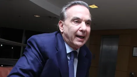 Pichetto: “El Ministerio de la Mujer está en manos de una chica que es lesbiana, podrían haber puesto a una mujer”