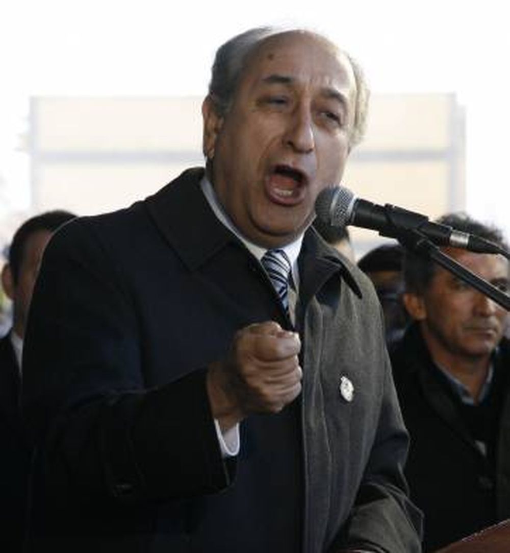 Tras la invitación de Gioja, Puricelli quiere ir al cruce