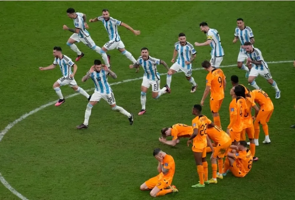 “Juego limitado, racismo y complot”: el repudiable análisis de un medio francés contra Argentina