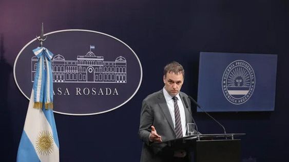 ADORNI. Justificó la demora del anuncio para evitar ruido en la campaña electoral.