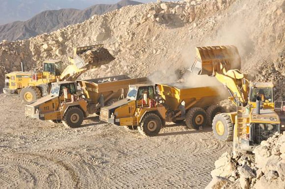 Un tour visual por una mina chica pero buena