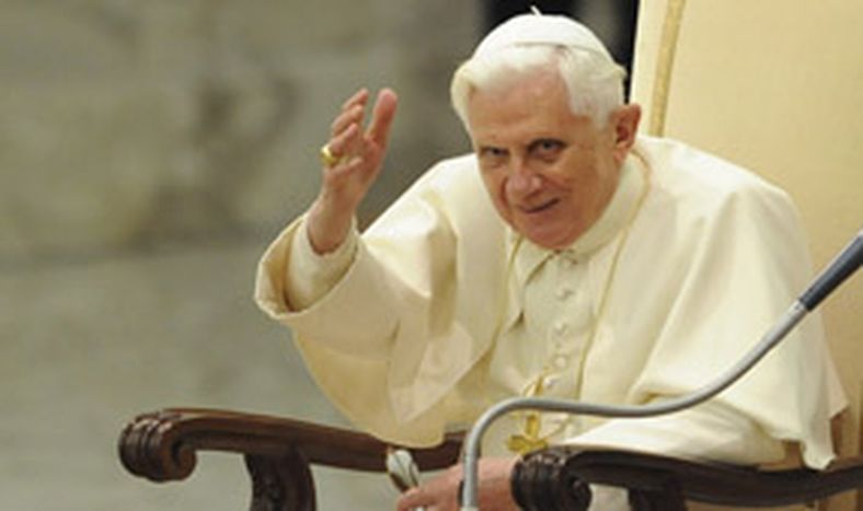 Benedicto XVI promulgó el decreto para elegir a su sucesor