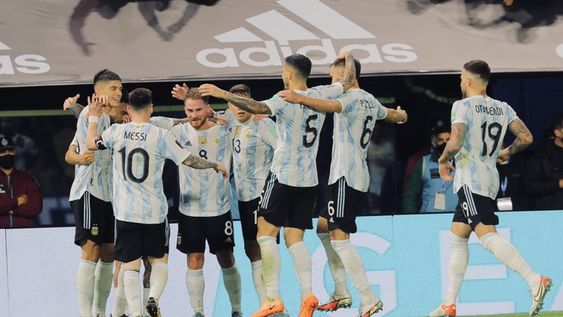 Scaloni prepara cambios ante Ecuador: cuál será el probable once inicial