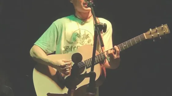 Santi Dávila necesita que lo voten