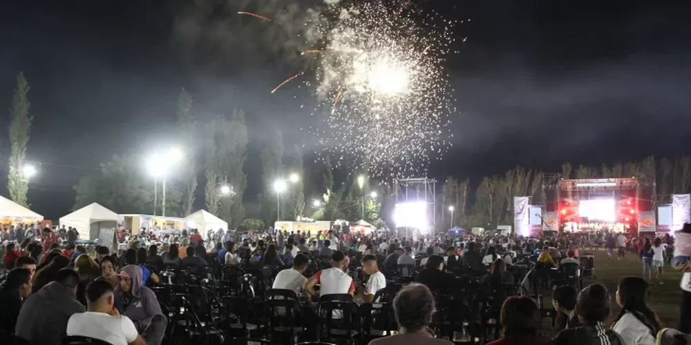 Ullum reflejó nuevamente lo mejor de sus raíces e identidad en la Fiesta de su Espejo