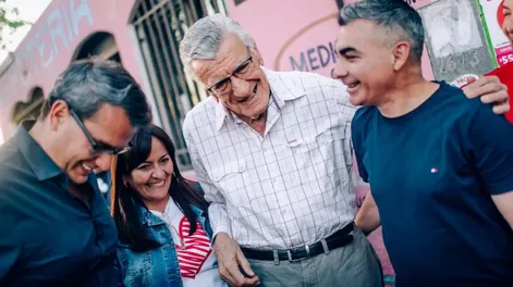 José Luis Gioja, Fabián Gramajo y Carlos Munisaga.-