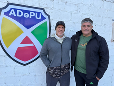 GESTIÓN QUE ESCUCHA. El presidente de Adepu, Enrique Giménez Castro, junto a Andrés Oso Lavorante, impulsor de la propuesta. GESTIÓN QUE ESCUCHA. El presidente de Adepu, Enrique Giménez Castro, junto a Andrés Oso Lavorante, impulsor de la propuesta.