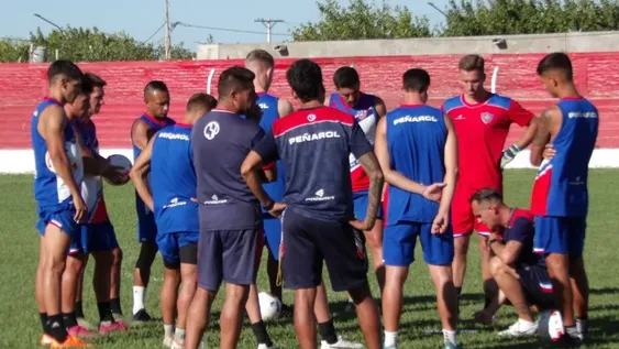 Sportivo y Peñarol ajustan detalles