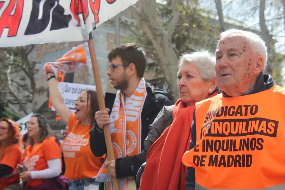 Miles de personas se manifiestaron en España en contra de los altos precios de alquiler