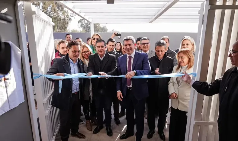 El gobernador Marcelo Orrego inauguró el nuevo Centro de Desarrollo Infantil de Angaco. El edificio cuenta con una superficie aproximada de 220 m2. (Prensa Gobierno)