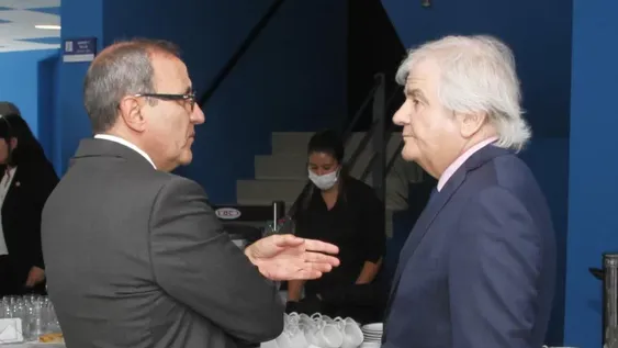 Piden procesar a gerente de la empresa que no entregó remedio experimental