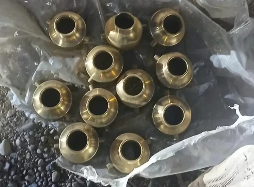 Las cámaras de seguridad pescaron a un ladrón que ingresó a una fábrica de alimentos y se llevó acoples de bronce