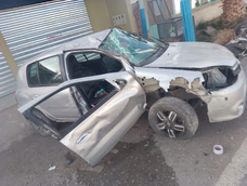 El auto era conducido por una mujer que debió ser hospitalizada.&nbsp;