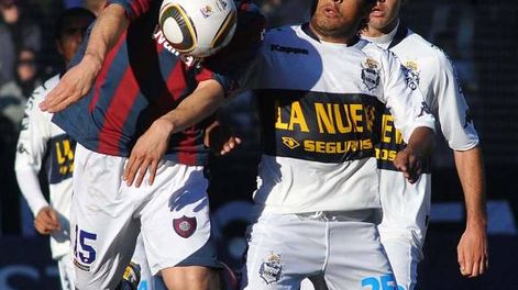 San Lorenzo tuvo un debut para olvidar