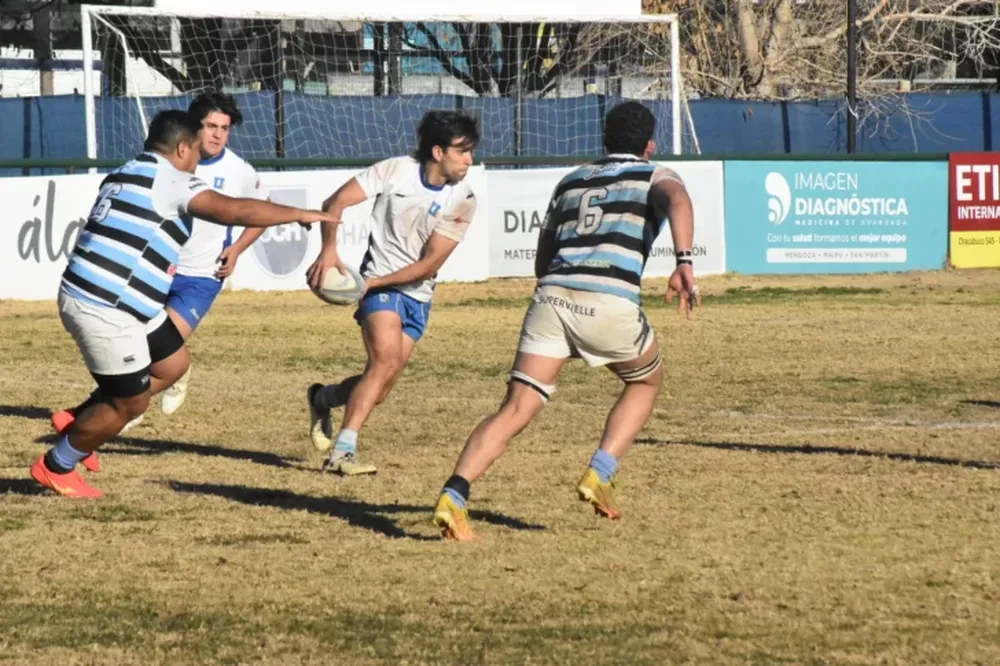 Semifinales. Universitario intentará meterse en la fase decisiva del Final Four ante Liceo de Mendoza.