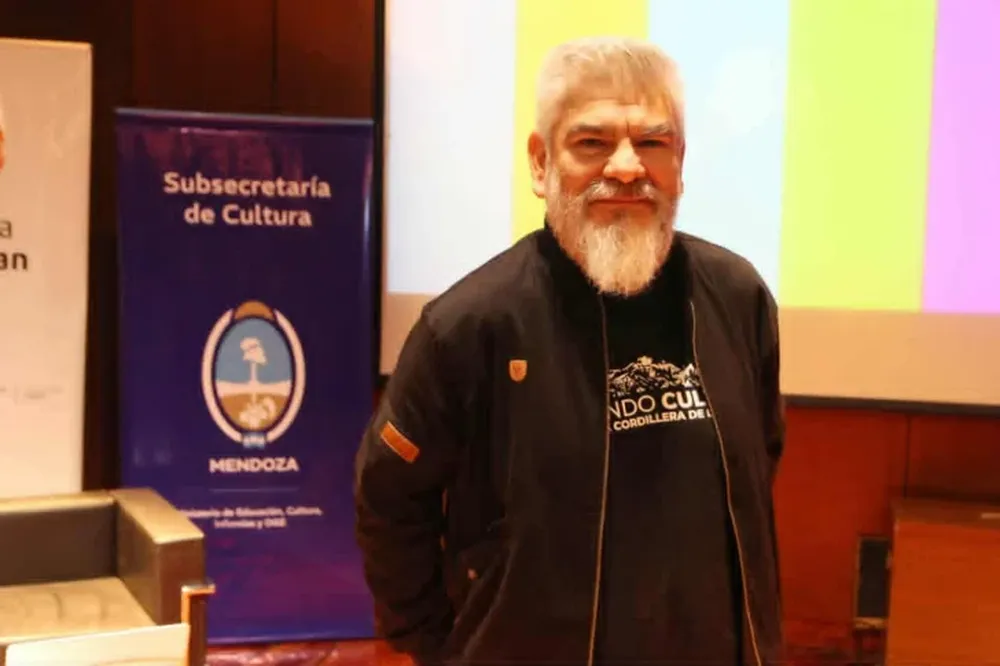 Diego Gareca llegó a San Juan, en esta ocasión, en el marco de la gira nacional del historietista mendocino Chanti, que comenzó en la provincia.