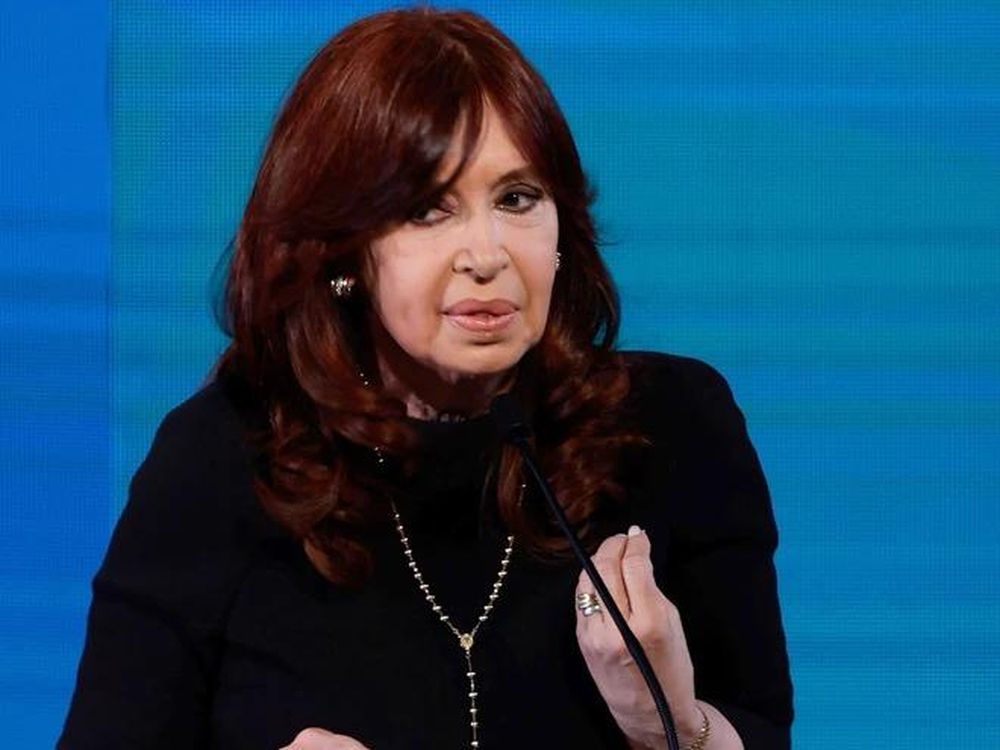 Cristina tuiteó y se refirió a la suspensión de las elecciones en San Juan y Tucumán