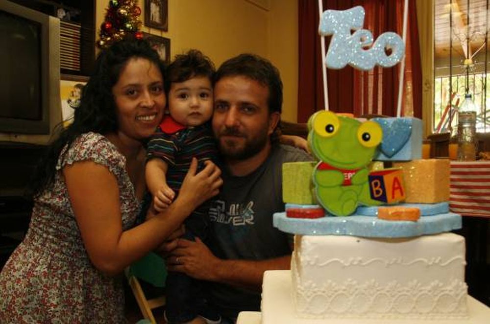 Teo cumple un año y lo celebra con 2 fiestas