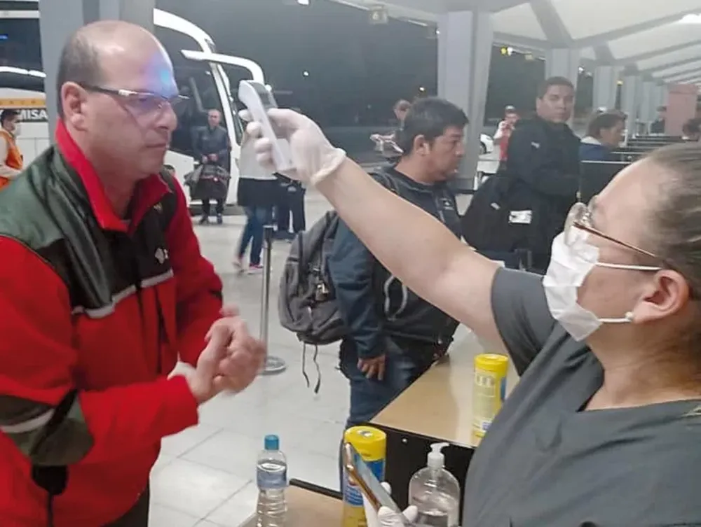 Tres contactos estrechos del minero con Covid-19 dieron negativo y uno está en estudio