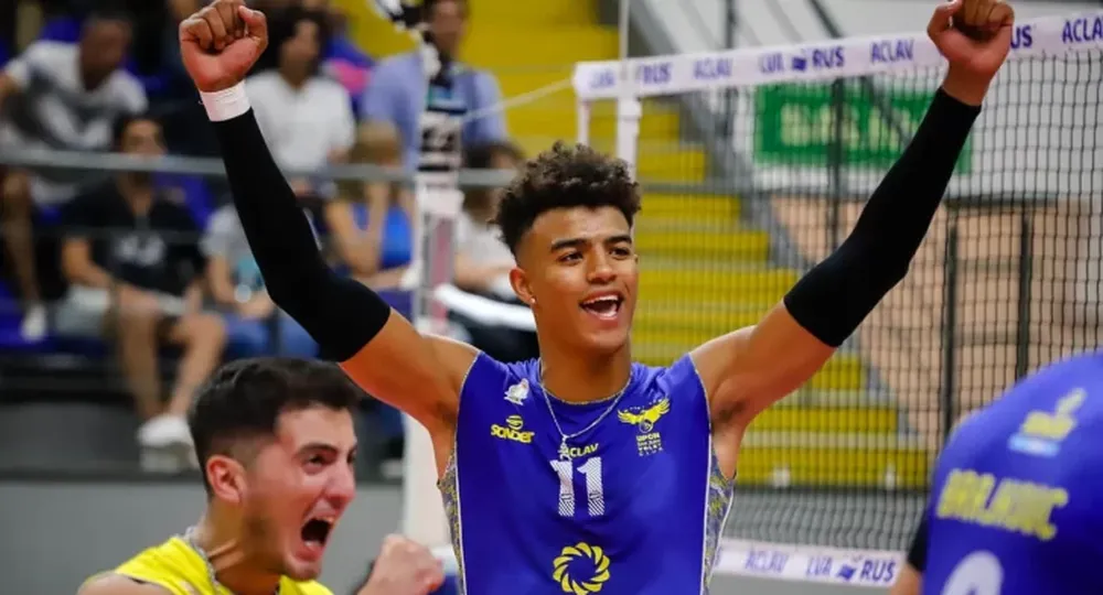 Viaje para abrir la final