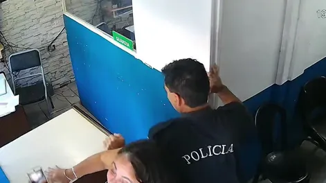 Mar del Plata: fue a hacer una denuncia a una comisaría, el policía la insultó y terminaron a los golpes