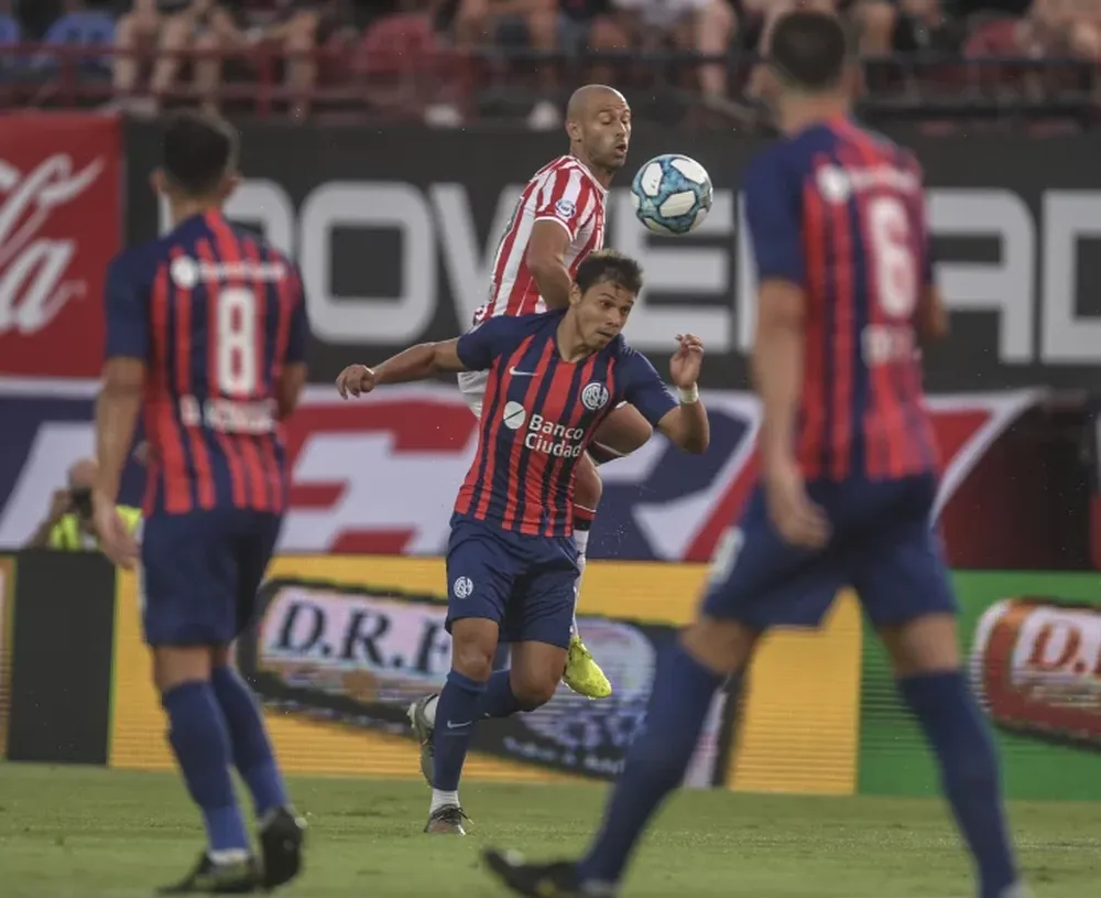 San Lorenzo y Estudiantes empataron en la vuelta de Javier Mascherano