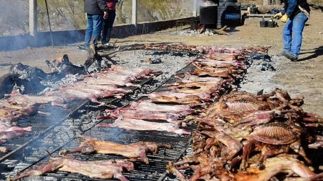 Artistas de La Rioja subirán al escenario mayor de la Fiesta Provincial del Chivo, en Valle Fértil.