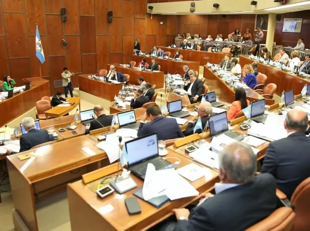 Un taquígrafo de la Legislatura contrajo coronavirus