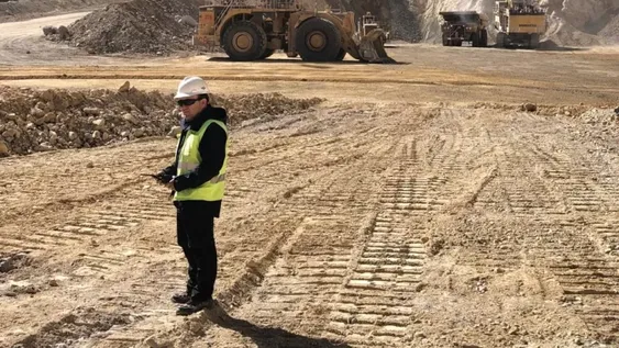 Suben exportaciones mineras pero en el sector dicen que no es para aplaudir