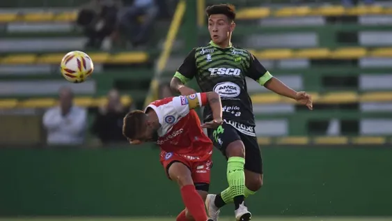 Defensa y Justicia lo dio vuelta ante Argentinos y alcanzó a Racing en lo más alto