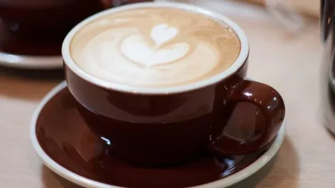 Advierten que en 45 días podría faltar café en Argentina por los límites de importación