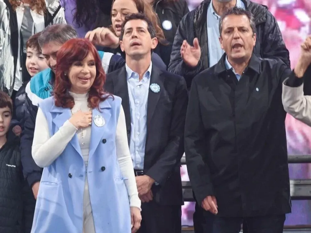 Cierre de alianzas II: se reunieron Cristina Kirchner, Sergio Massa y Wado de Pedro
