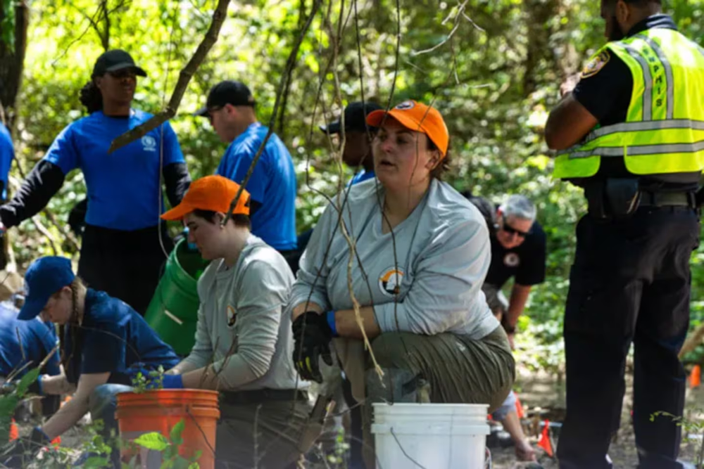 Más de 170 personas participaron en los rastrillajes. (Foto: gentileza People).