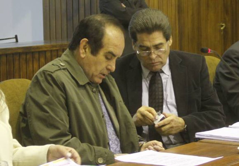 El Jury, con  otro cruce  duro por los  asistentes