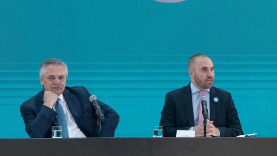 Suavizan el cepo a empresas para producir más crudo y gas