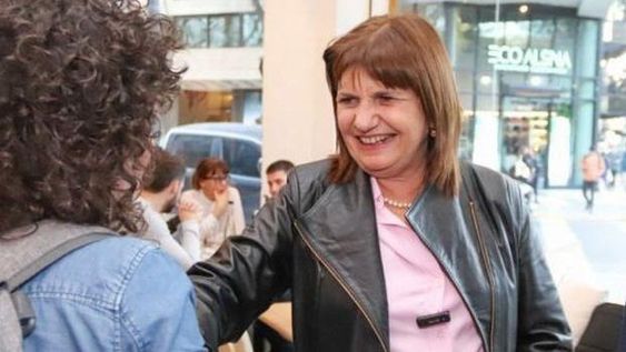 Patricia Bullrich: “Ojalá que la economía explote antes del 19”