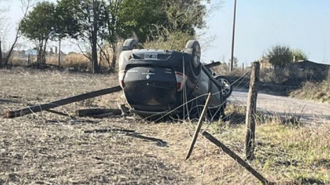 Una niña de 12 años le sacó el auto al padre, chocó y murió