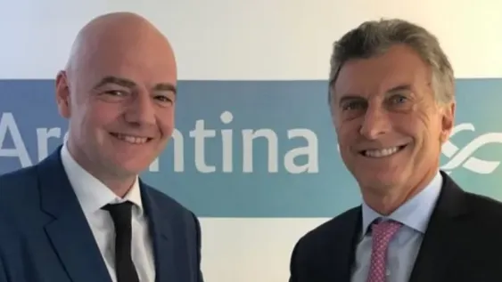 A Macri le pegaron todos