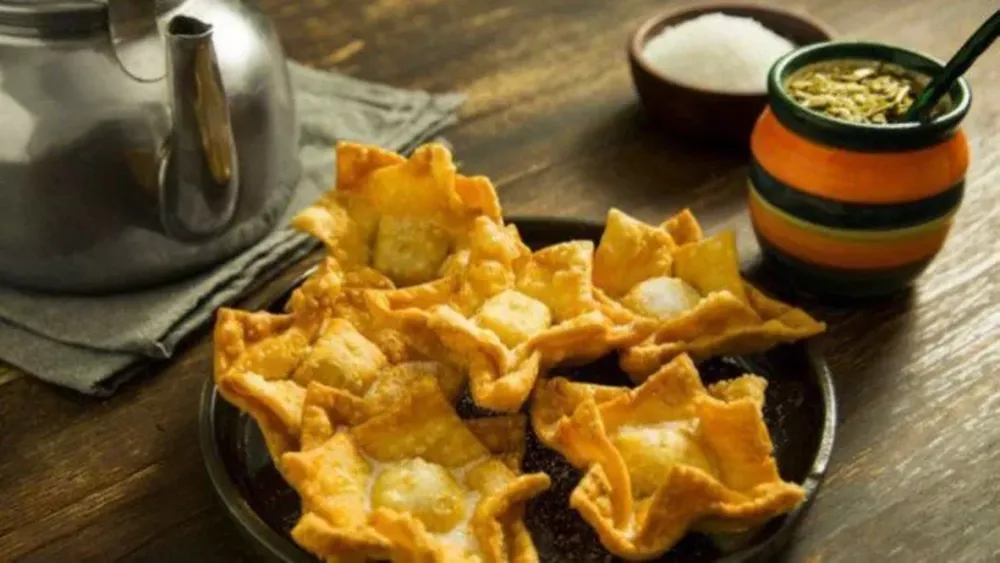 El clásico de las fiestas patrias: pastelitos criollos de batata o membrillo