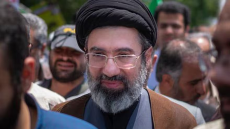 Mohtaba Khamenei es conocido por su influencia en Irán.