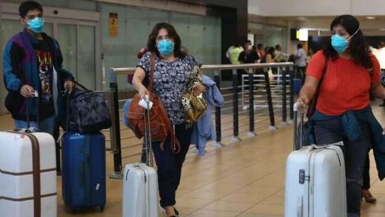 Llegó de EEUU, fue a un cumpleaños de 15 y contagió al menos a 11 personas con Covid-19